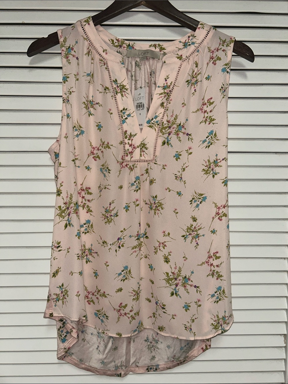 LOFT Blush Pink Floral Sleeveless V-Neck Tank Top